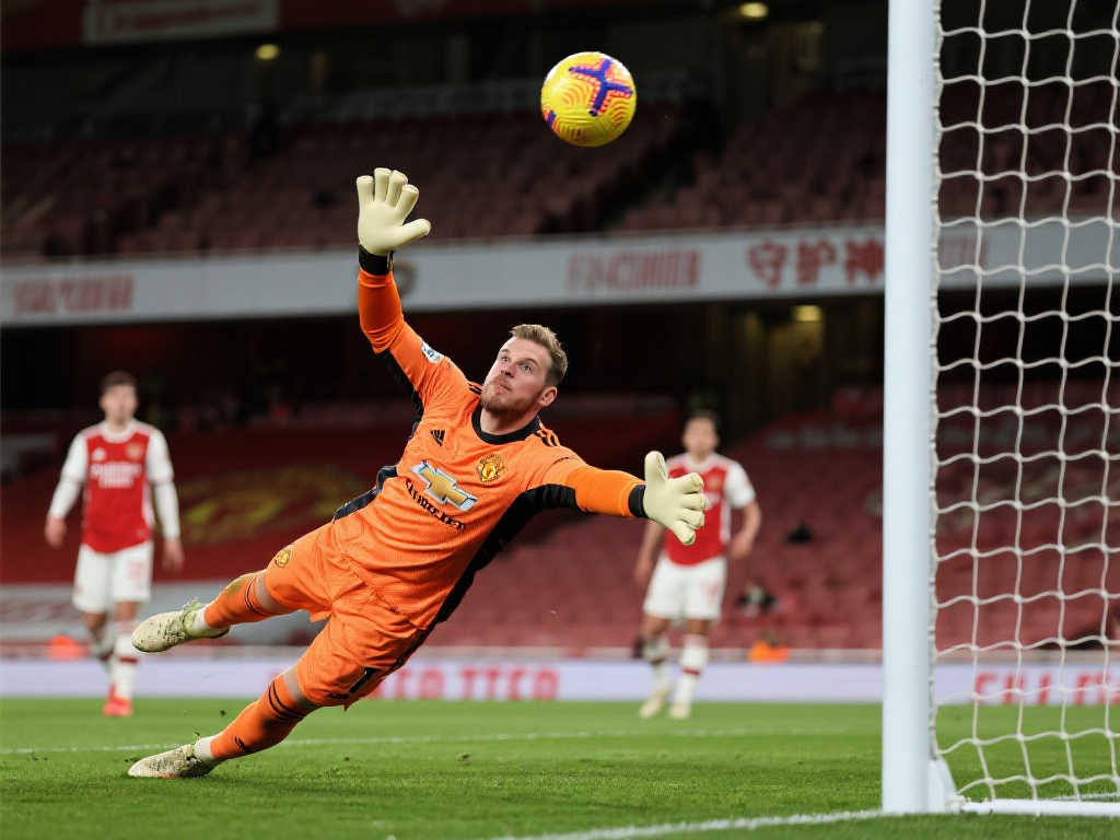 极大地推动 极大地推动